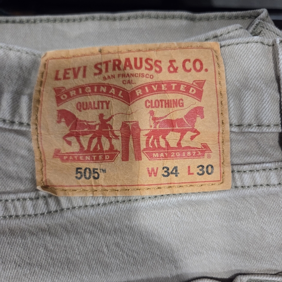 Levi's Strauss 505 Mens Khaki Jeans: 34x30 - Picture 3 of 3